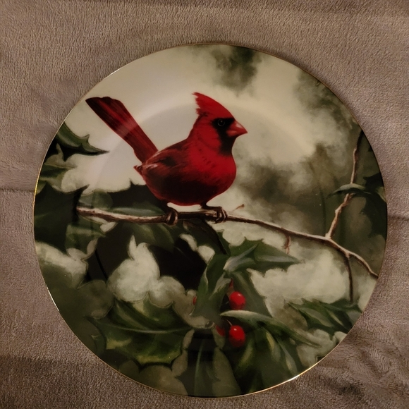 CARDINAL IN HOLLY VINTAGE PORCELAIN PLATE HAUTMAN BROTHERS COLLECTION. ☆3FOR$25☆ - Picture 4 of 4